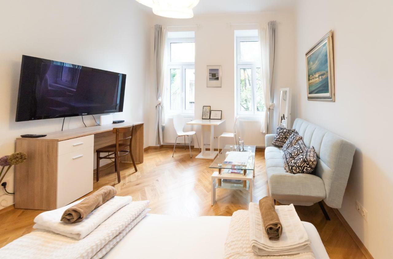 Prater Studio Next Fair, Un, Wu And City Center Apartamento Viena Exterior foto