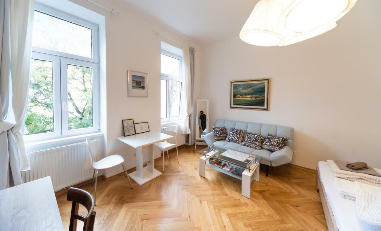 Prater Studio Next Fair, Un, Wu And City Center Apartamento Viena Exterior foto