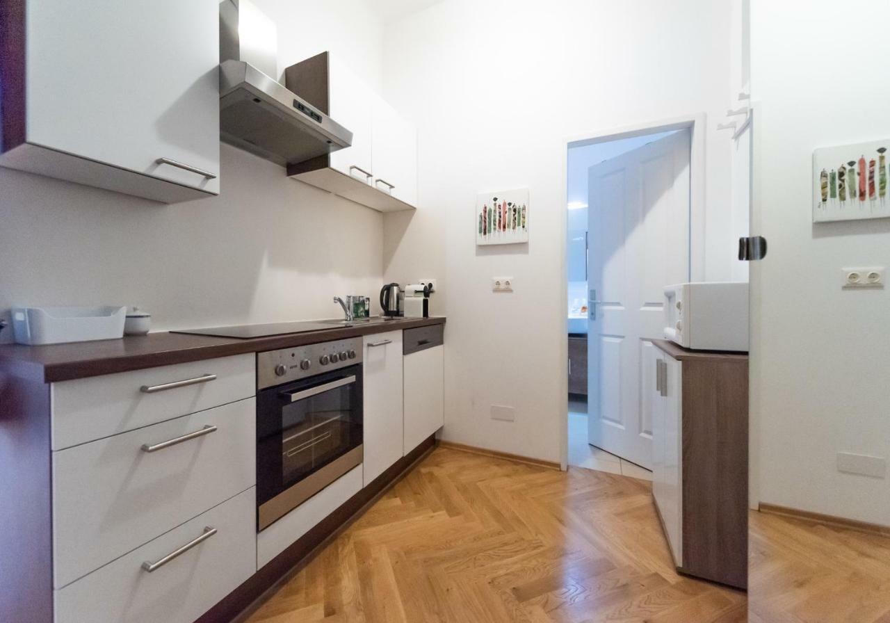 Prater Studio Next Fair, Un, Wu And City Center Apartamento Viena Exterior foto